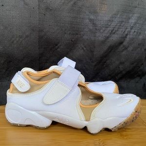 Nike Air Rift